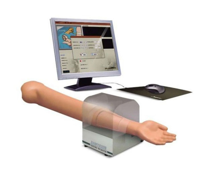 交互式止血训练手臂